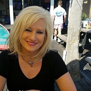 Meet your Posher, Pam